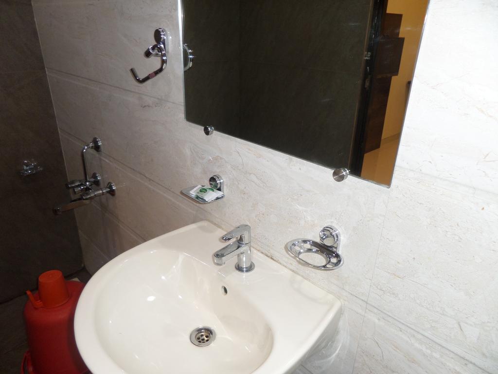 Sai Heera Residency Shirdi Quarto foto
