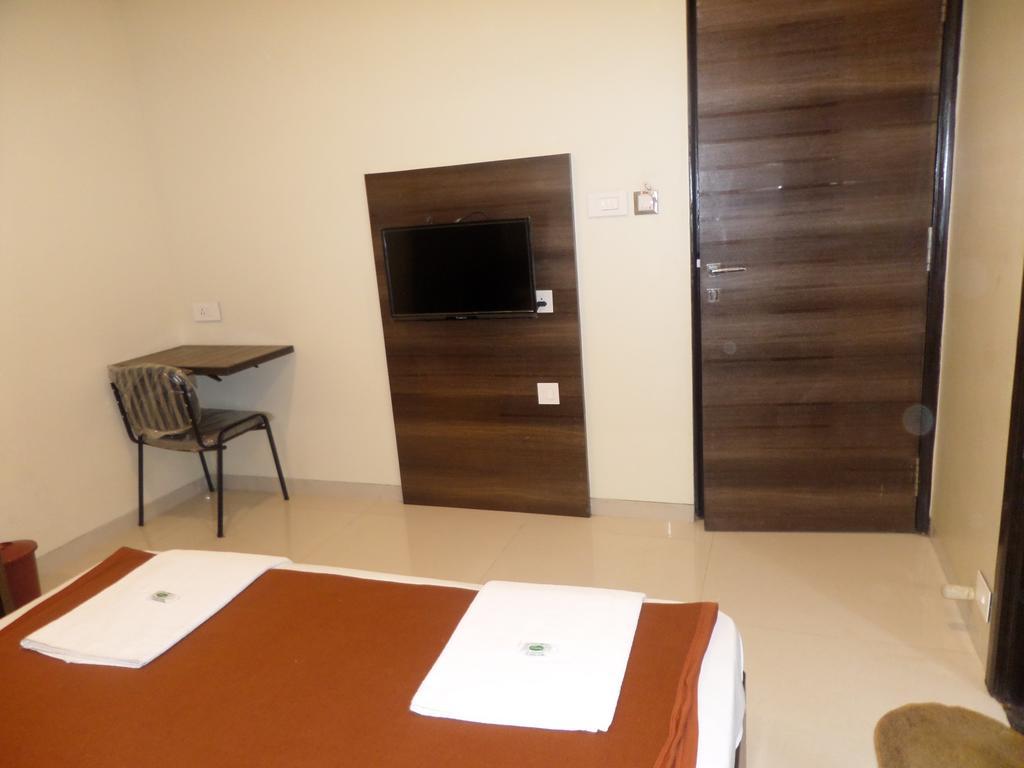 Sai Heera Residency Shirdi Quarto foto