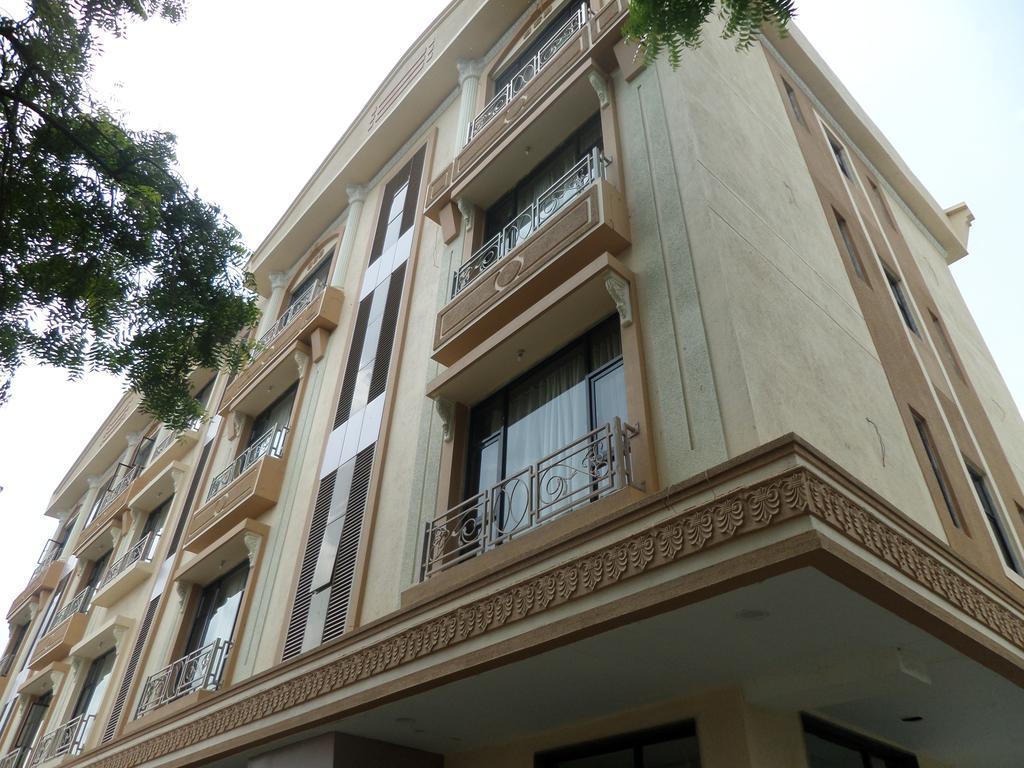 Sai Heera Residency Shirdi Exterior foto