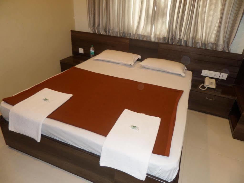 Sai Heera Residency Shirdi Exterior foto